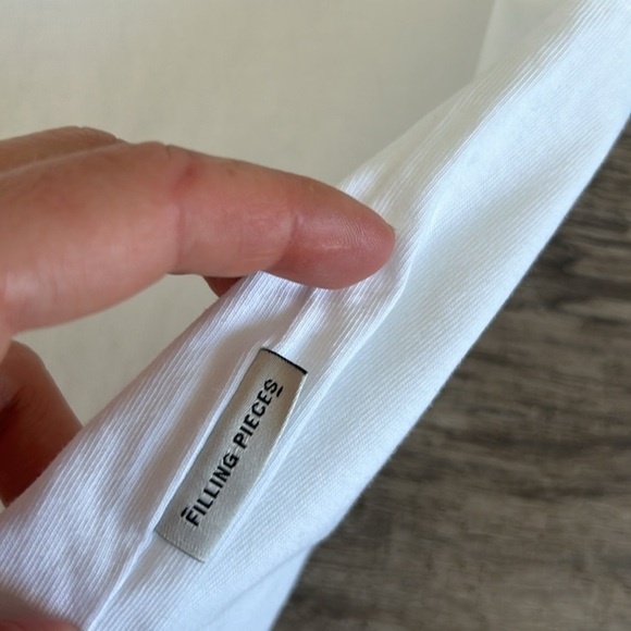 Filling Pieces Bridging The Gap Embroidered Short Sleeve Tee size M - Picture 9 of 9